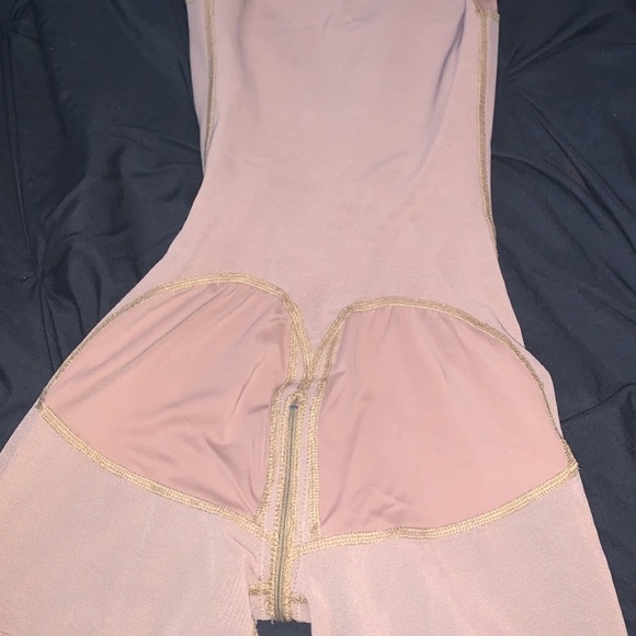 Jackie London shape wear NWT - Picture 3 of 3